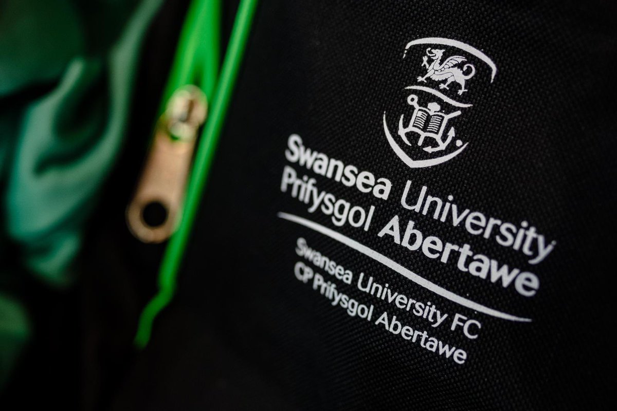 PureSwanseaFC's tweet photo. The squad have arrived. 🇵🇱✈️ 

Thanks @Sport_Swansea @UEFAFutsal @FAWales for making this champions league tie possible.🏆

The group are focused &amp; excited.🏴󠁧󠁢󠁷󠁬󠁳󠁿⚽️

Great photography work by @Sameoldsmiths 🎥 
#SwanseaUni 
#SwanseaUniFutsal 
#TogetherStronger https://t.co/Lv36KXwrhs