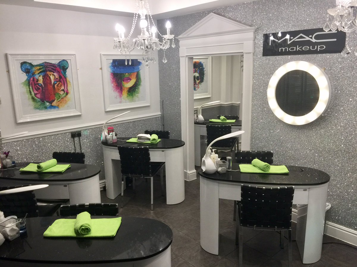 Thrilled to announce we will be back open Wednesday 2nd dec sunbed’s no need to book for all nails&amp; beauty Online booking is now open 130dermalspa.com live 24/7 please be quick, we hate to disappoint, places are filling fast we can’t wait to see you all! lots of luv 💅💕