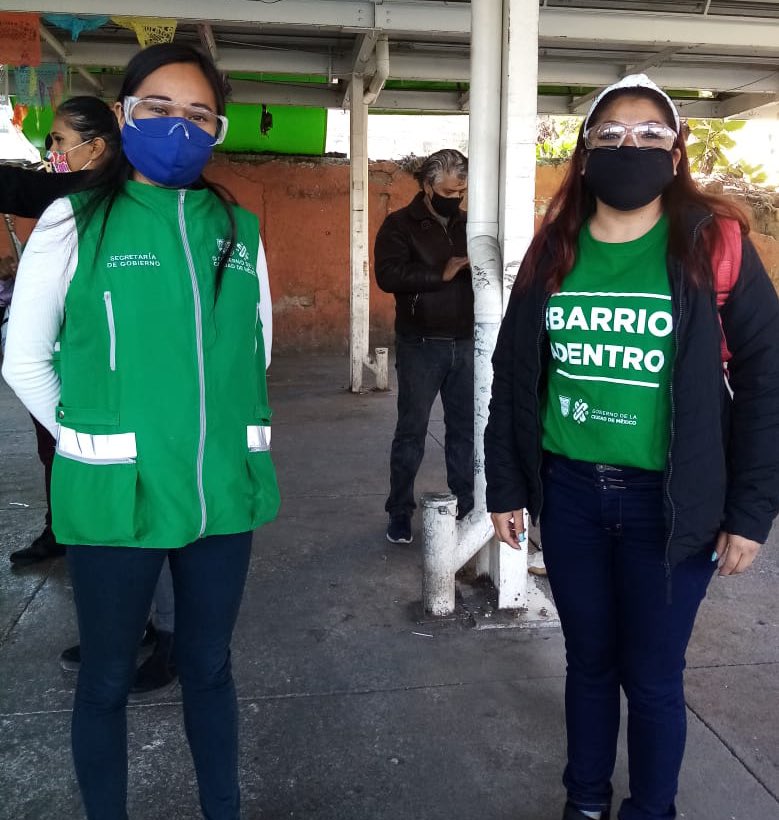 PDHCDMX's tweet photo. Es martes de #BarrioAdentro. Reiteramos el compromiso con la comunidad del #CentroHistórico, donde la #IESIDH y 20 dependencias gubernamentales buscan generar acciones educativas, económicas, deportivas y sociales para todes. #CiudadIncluyente  #CiudadDeDerechos https://t.co/2OtbberUtc