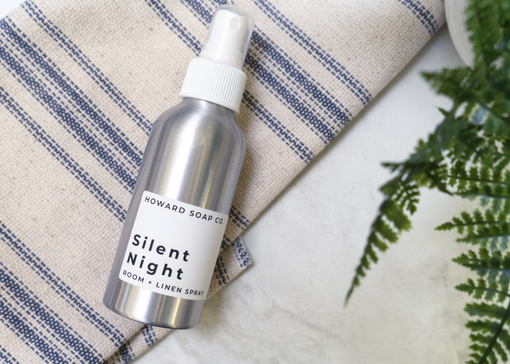 A Mini MinnBox for staying warm: The Winter Warmth Box! Cultivate winter warmth inside and out: bit.ly/3m2Mlak
#MinnBox #curatedgifting #holidaygift #mnmaker #shoplocal