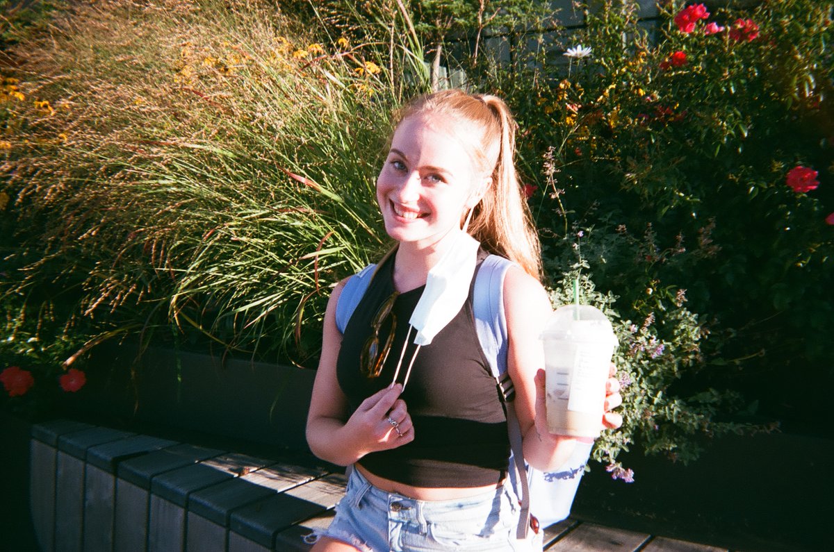 ApplyToBU's tweet photo. #TerrierTuesdays Meet Avery Pelosi (CAS'22), a junior from Methuen, MA majoring in Psychology at #BostonUniversity.

"My favorite thing about being a BU student is getting to have Boston as my campus!" https://t.co/UeE565DuXm