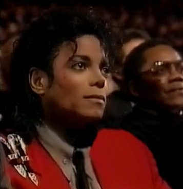 Reminder that Michael Jackson won 8 grammys in one night for Thriller so when he was nominated for Bad they snubbed him &amp; also turned down his mic during his live performance #GRAMMYs