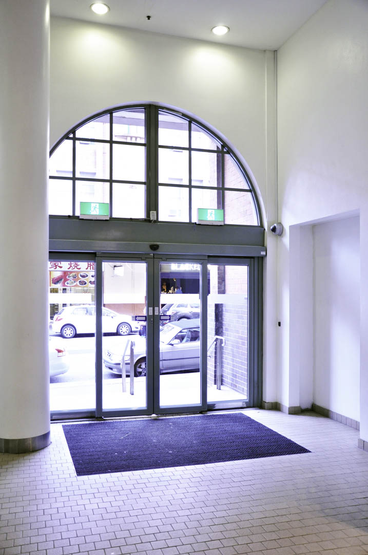 DoorsHybrid's tweet photo. Be sure to like and subscribe to all of our social media platforms! To quickly find the links, check out our website today! #HybridDoors&amp;Windows #HuntingtonBeachCA https://t.co/btRtG3DN7n https://t.co/1Merdu6ynl