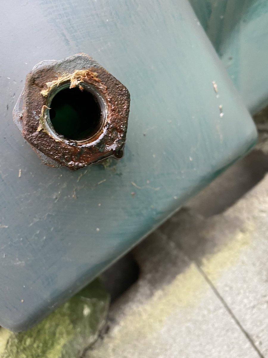 Another emergency oil decant <a href="/OFTEC/">OFTEC</a> @Oil_Insurance repair completed and tank refilled.