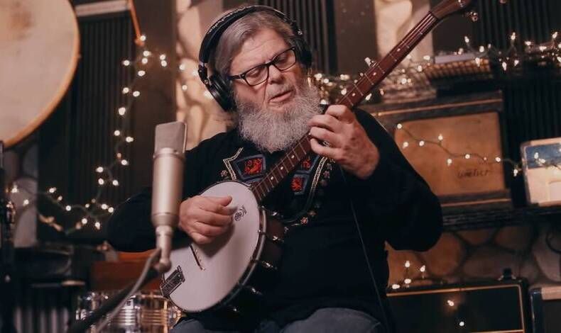 LatinOL.com tweet media