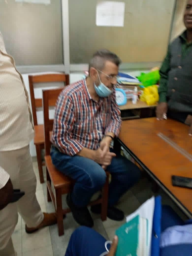 OMARIGrace1's tweet photo. Mr #Stoupis l'homme à l'origine du procès bidon ayant conduit à une condamnation de 3ans du président @moise_katumbi est entre le 4murs au Parquet GÉN de kinshasa pour escroquerie et usage des faux, complicité d torture. L'auteur d la plainte est @MuyamboKyassa l'un des victimes. https://t.co/HOcLXOsYRp