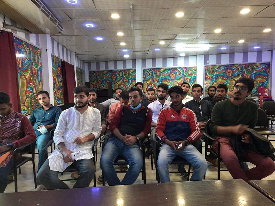 ducsuvpnur's tweet photo. মেধা ভিত্তিক দক্ষ ছাত্র রাজনীতির লক্ষ্যে বাংলাদেশ ছাত্র অধিকার পরিষদের "#রাজনৈতিক_শিক্ষা_ও_পাঠচক্র" কার্যক্রম শুরু। এছাড়া বিকেলে ছাত্র ও যুবর উদ্যোগে #শীতবস্ত্র বিতরণ কর্মসূচি ও অসহায় শিশুদের #খাবার বিতরণ করা হয়।

বরিশালে কাজ করতে যোগাযোগ করুন ০১৭২৪৭০৩০১১ (আরিফুল ইসলাম) https://t.co/1INVcItVQX