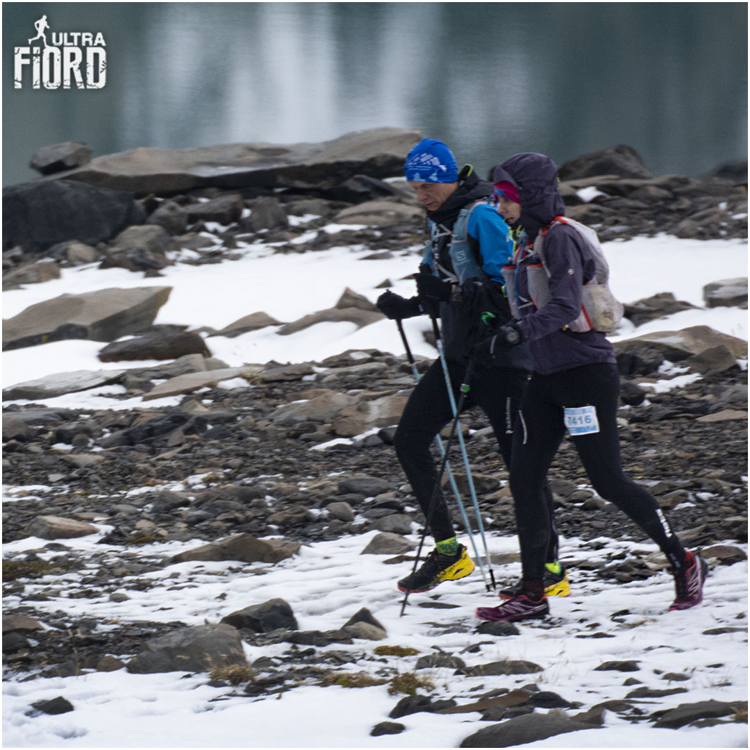 Entre lagos, rocas y nieve... cruzando el Cordón Chacabuco 🏔⁣⁣
⁣⁣
ultrafiord.com
#UltraFiord #UltraFiord2021 #SnowRunning #Trail #TrailRun #TrailRunning #UltraRunning #TrailRunner #OutdoorAdventures #PatagoniaChile #RacingPatagonia