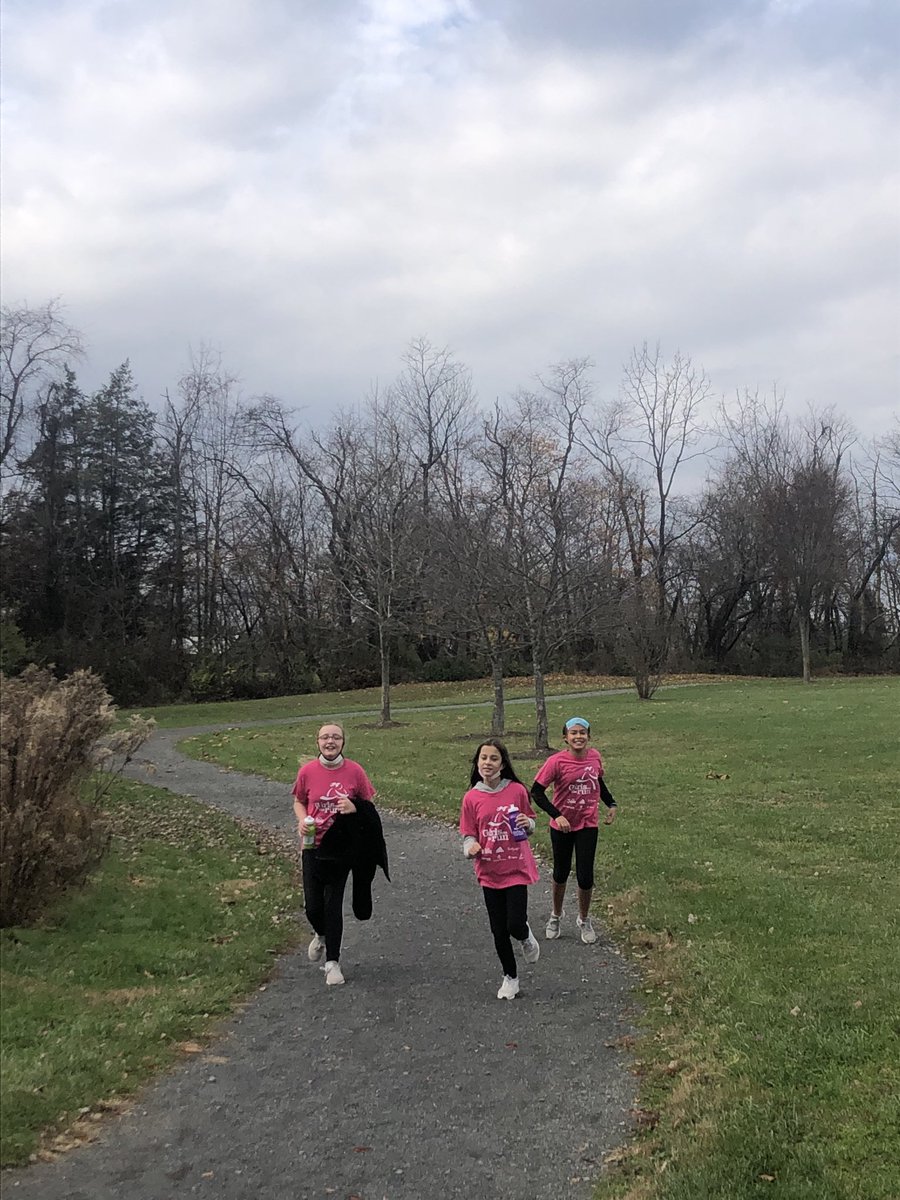 Liz Smith tweet media