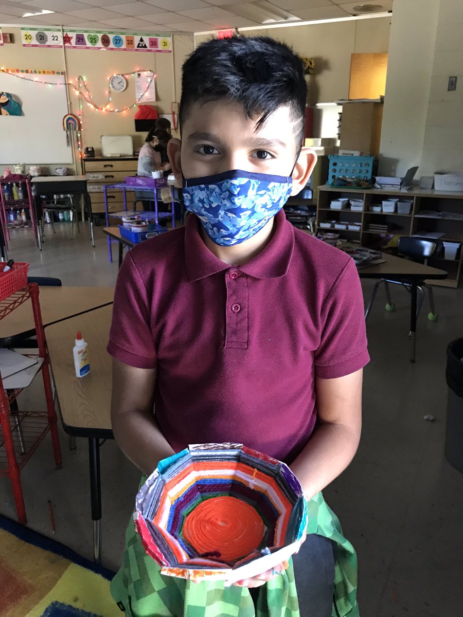 One of the first 4th graders to finish their weaving project! Can’t wait to see the rest done. <a href="/NhcsArts/">NHCSArts</a> <a href="/mcwredhawks/">Williams Elementary</a>