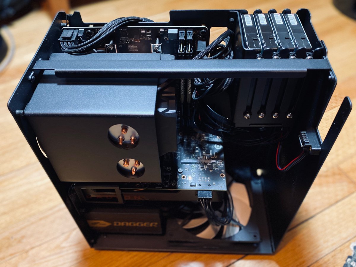system76's tweet photo. The inner workings of the Thelio.

📷: @alloydwhitlock 

#system76 #desktop #thelio #linux #computers https://t.co/9w9hQIntVd