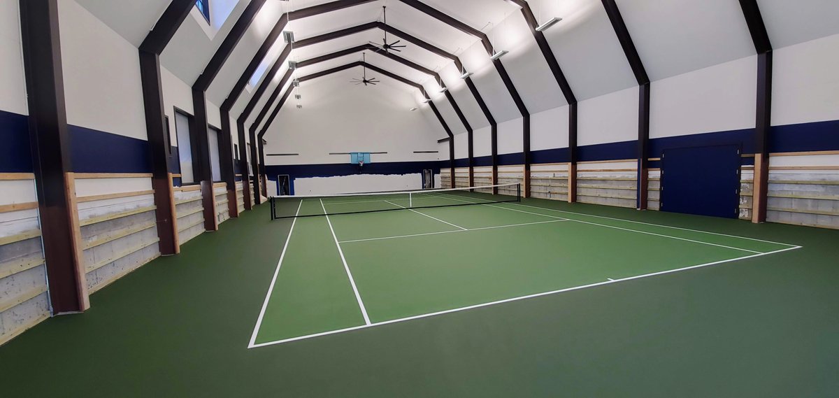 FrasureReps's tweet image. Frasure Reps supplied (18) LED indirect fixtures for a tennis barn at a private residence in Germantown, NY.  The court is illuminated at an average of over 100 foot-candles. #sportslighting

Court Construction / Photos: ProSport Construction (Berwyn, PA)