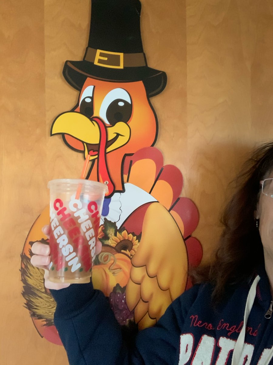 charlsings's tweet photo. @dunkindonuts Iced Coffee makes Mr. Turkey smile! ☕️😁🦃 #cheersin #RunninOnDunkin https://t.co/8J8BUfezIf