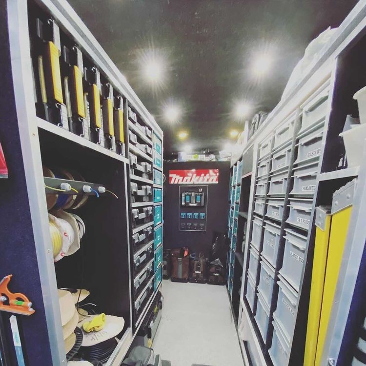 its_co_uk's tweet photo. The battle of the vans continues!

We had this great one sent in by Callum representing #TeamBlue @MakitaUK 

Anyone got a set up that can rival this?! 

#Makita #VanWars #BestSetUp #ToolPorn #ITStools https://t.co/RQMDZReIkF