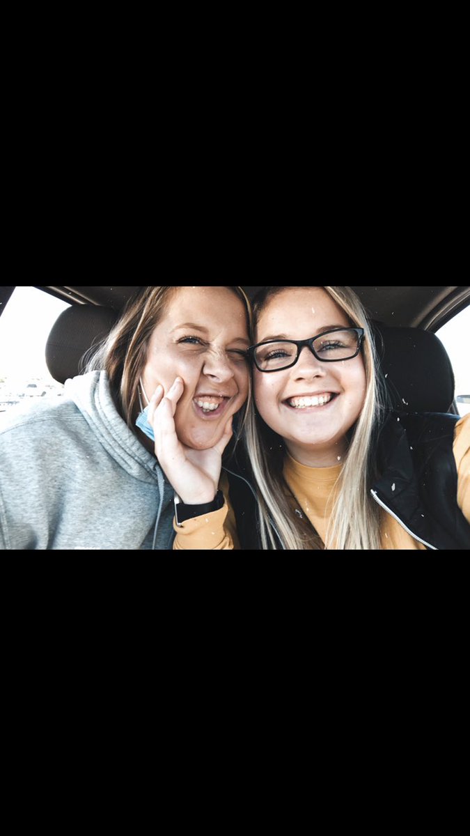 orians14's tweet photo. Happy 21st birthday to my bestie!  I hope that since you are 21 you start to magically like shots and beer😂 thank you for all the drunk nights to come! Love you lots Hillbilly!❤️🤩 @Slferguson13 https://t.co/0xAYZT08Fm