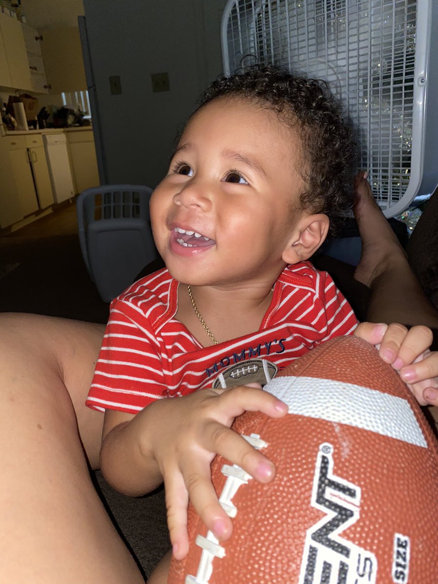 foreverlovelys's tweet photo. Twitter never gets updates of my stud , so here ya go 😍🏈 Mommy’s Catch for sure ❤️🥲 https://t.co/bDZPPOsMUq