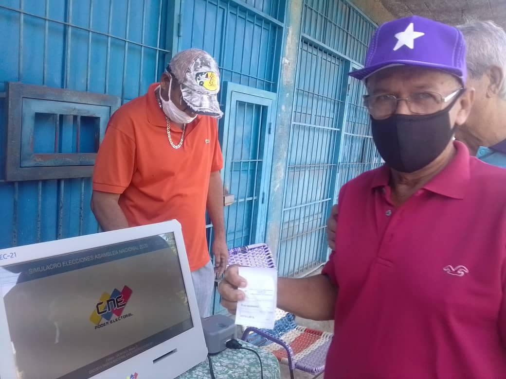 PSUVLoveraErik's tweet photo. Continuamos llevando a las comunidades la Feria Electoral a través de la Junta Electoral Municipal, con la finalidad que nuestro pueblo se familiarice con el proceso de votación
#Circuito7Indetenible
#PuebloValienteYDigno
@NicolasMaduro
@HectoRodriguez
@ve_cne
@cnemiranda https://t.co/LV99mXoRyB