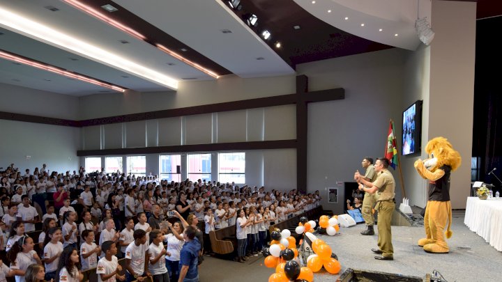 pmscoficial's tweet image. CONTE PARA NÓS! 🦁

Você já foi aluno do Proerd?

#PreservarAOrdem #ProtegerAVida #Proerd