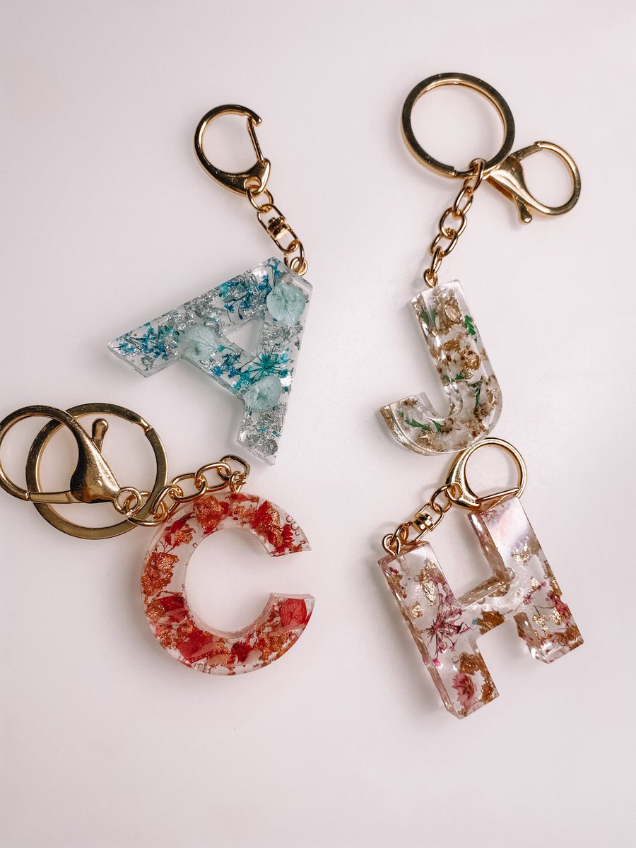 _camcartwright's tweet photo. I started a non profit Etsy shop where I am making completely customizable keychains!  All proceeds go to Operation Underground Railroad, an organization dedicated to rescuing child sex trafficking victims. here is the link to my etsy shop! https://t.co/3GQARYQScU https://t.co/XajVm0uIH3