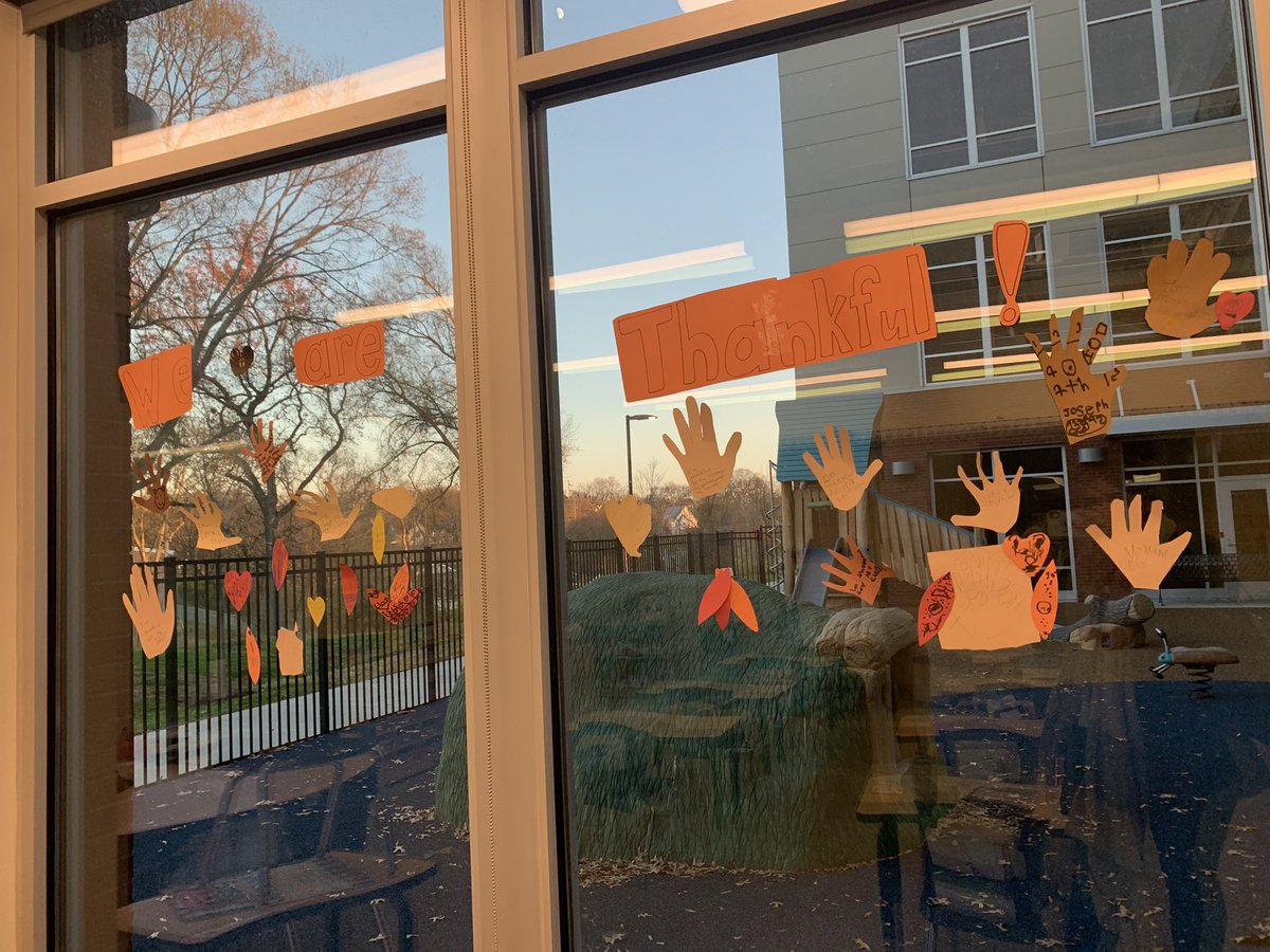 ms_risley's tweet photo. There is so much to be thankful for everyday, but this year I’m especially grateful for the people in my life. Activities like this have helped my Explorers and I to slow down and think of all we have to lead the lives we do🧡 https://t.co/Z7PaS5FVrk