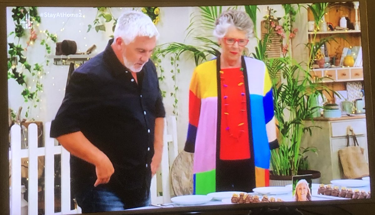 I’m waiting for Prue to start singing: 
“I close my eyeees, drew back the curtain! Ah ah ah” #GBBO