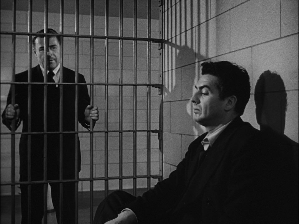 RenoirVulture's tweet image. Now showing...
Kiss of Death (1947) Director Henry Hathaway @SigOneEnt 
#noirvember #filmnoir #signalone