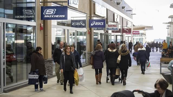 NiagarathisWeek's tweet photo. OPINION | CULIC: GTA lockdown will foist city dwellers on Niagara
https://t.co/y5WVefFvr6 https://t.co/uHL7oh0NPa