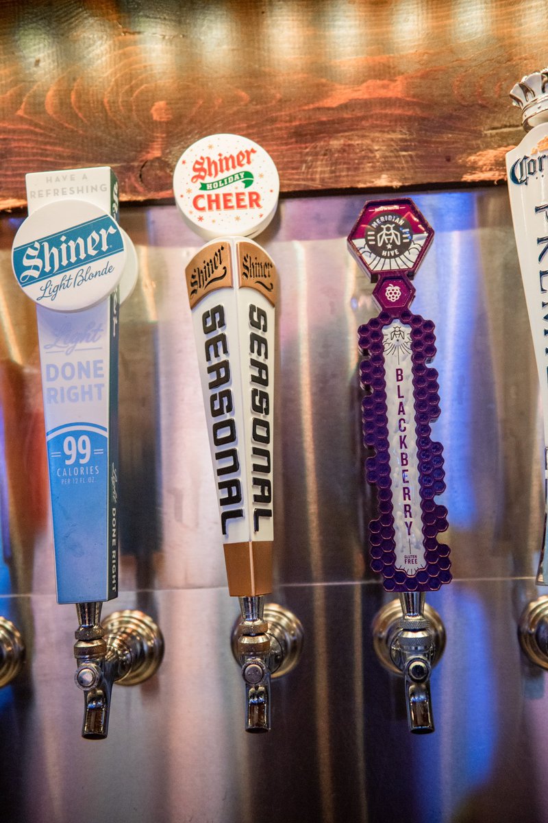 eatdrinkdocs's tweet photo. New Unfaithful brews on tap! $4 drafts of TX drafts on Tues! Get them while you can! 🍺 We revolve 10 beers on tap each month, supporting TX craft breweries! #craftbeer #breweries #texascraftbeer #atx #eatdrinkdocs https://t.co/jKWGQggLFF