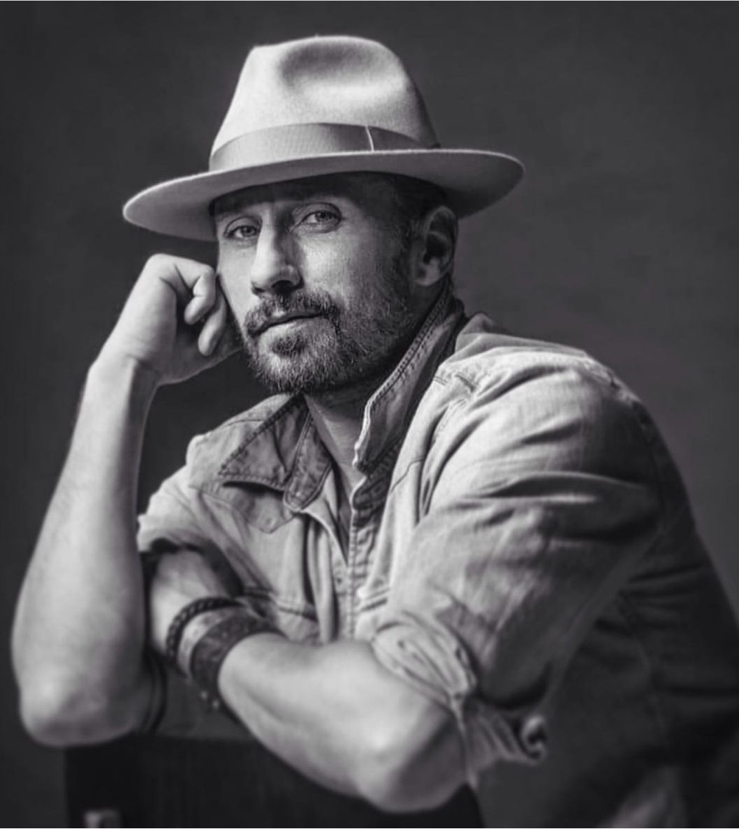 Matthias Schoenaerts tweet media