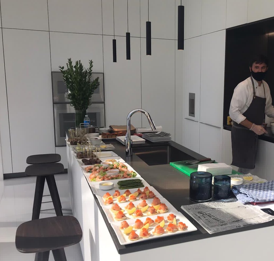 UKinFlorida's tweet photo. The event was accompanied by great 🇬🇧 food offered by @justinbrownchef’s restaurant @TheChippyMiami #FoodIsGREAT https://t.co/vO4tqFG3ki