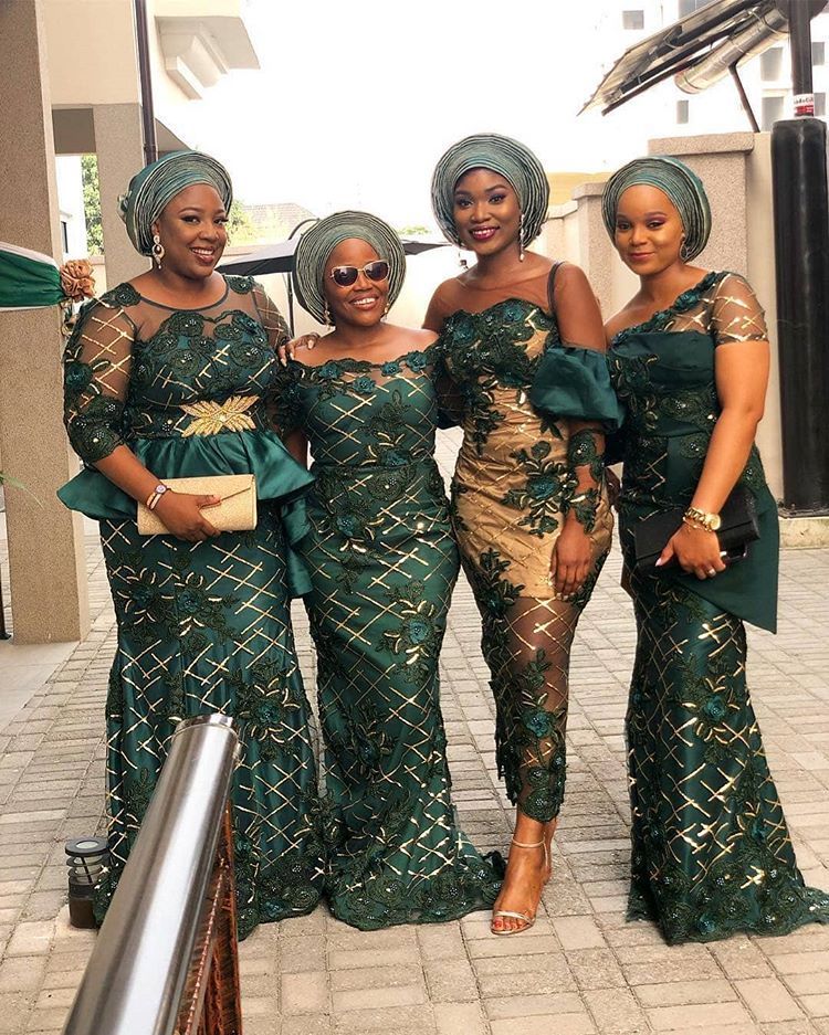 There will be sub categories for the Asoebi o.Immigration gang aka "them seize my passport crew" will wear green to shame Ogbeni Rauf Aregbesola make e de green with envy. Show off dears...  #TheMOEROMZUnion