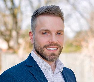 ParalysisOrg's tweet image. A recovered quadriplegic, Rob recognized there are thousands of people who won't have access to the duration or quality of therapy which helped him recover. By starting this foundation, he aims to help individuals receive the most complete therapy, even when insurance runs out.