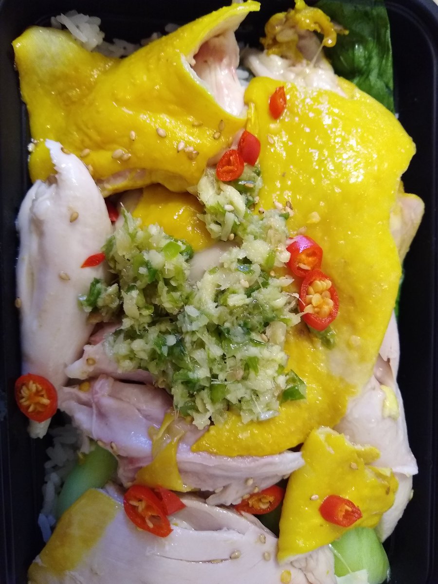 eatmorescarboro's tweet photo. Hand pulled #chicken #rice from HK Special Kitchen is always a #delicious treat. Unsurprisingly, it's in a food court in an unassuming #ScarbTO strip plaza @karonliu #OdeToStripPlazas #EatMoreScarborough #Foodie https://t.co/M9nsmM0bIk