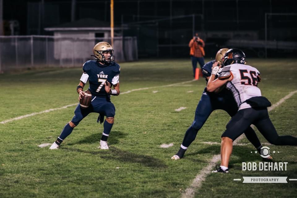 Congratulations to the following all district York football players. 
1st team
Jake Erwin: OLB
Quin Hale: DL
Marley Jensen: MLB
Honorable mention
Wyatt Collingham, Chase Cotton, Chase Collingham, Zach Nienhueser, Ty Bartholomew, and Thomas Ivey.  #YorkDukes
