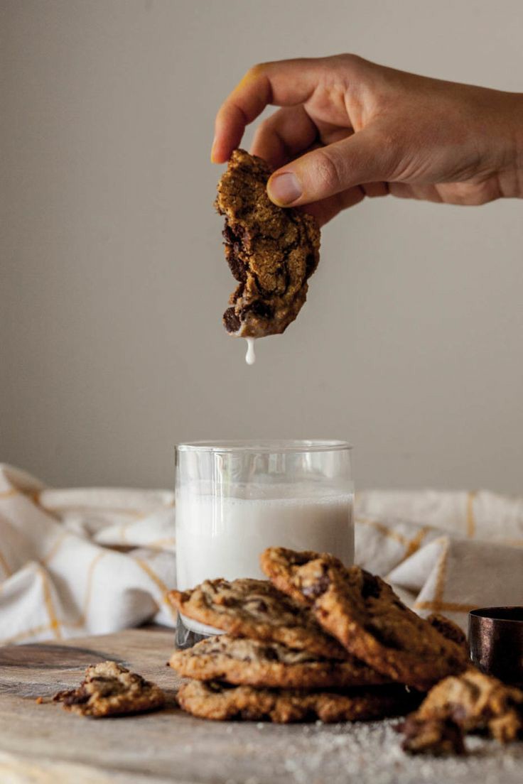 Int_MP's tweet image. Not only for #Santa, enjoy your #milk and #cookies before bed #treat!