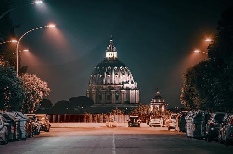 Int_MP's tweet image. 📍Rome

This is Via Piccolomini, known for its #optical #effect. In fact, the farther you go from #St. #Peter's, the more grand it will seem to #you!

Do you know it ?

#Roma #24novembre