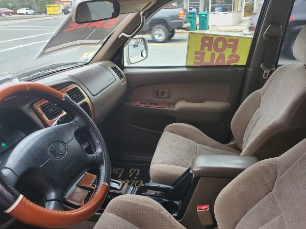 pbpbbq's tweet photo. Toyoda 4 Runner 1990 - $0 (lynn) 
https://t.co/fcZhhAfD1Q

i went to poem school but now these used cars are my poems. https://t.co/YkvbErdpi7