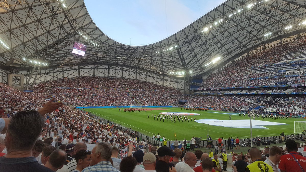 Part 2. FootballFirst up, a trip to Marseille for a 1-1 draw with Russia, overshadowed by the carnage you're all well aware of. Followed by another all nighter in Aix-en-Provence. We all fell asleep somewhere along the high street. Also turned Dean's phone to Chinese.