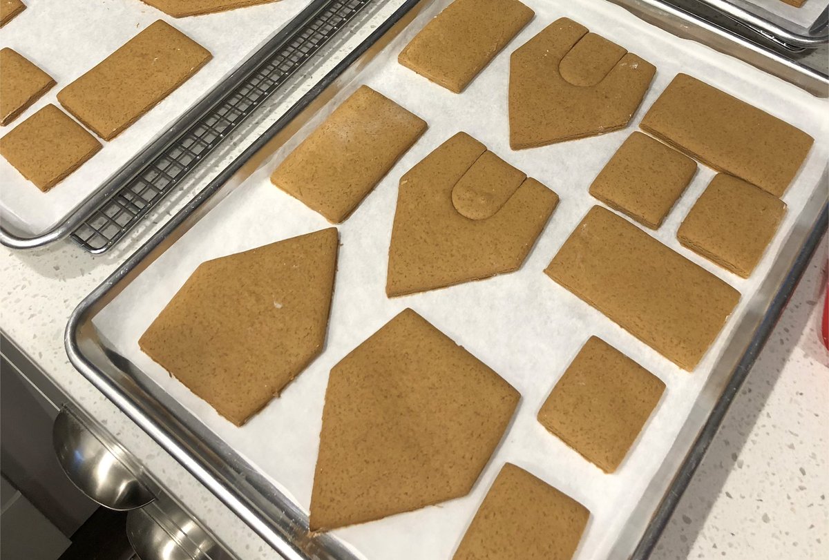 FillmoreBen's tweet photo. Bulk gingerbread houses using custom 3D printed cookie cutters.  Family fun, yo. https://t.co/VzEjPMcnbX