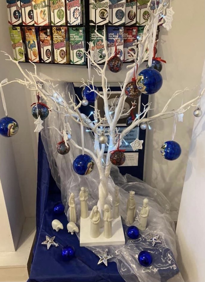 Stoke Newington sharing HOPE this Christmas.