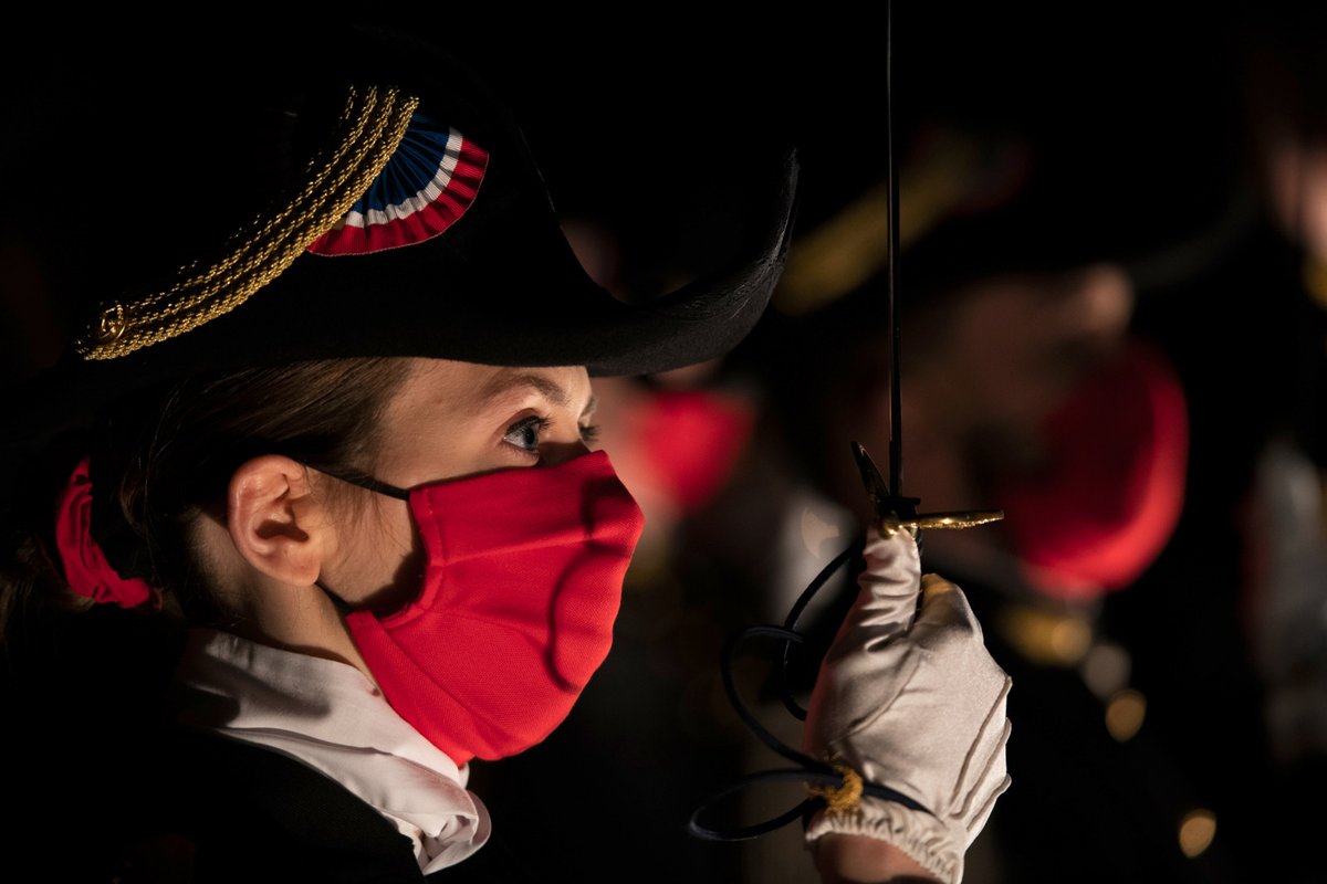 Chef d'état-major de l'armée de Terre (@cemat_fr) on Twitter photo Présentation au drapeau de l’école <a href="/Polytechnique/">École polytechnique</a> de la promotion X19. La devise « Pour la patrie, les sciences et la gloire » incite à cultiver l’amour de notre pays, le souci du travail bien fait et l’engagement total au service des autres. #Nation #UnisPourFaireFace Présentation au drapeau de l’école <a href="/Polytechnique/">École polytechnique</a> de la promotion X19. La devise « Pour la patrie, les sciences et la gloire » incite à cultiver l’amour de notre pays, le souci du travail bien fait et l’engagement total au service des autres. #Nation #UnisPourFaireFace