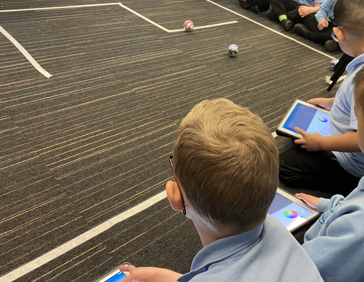 MissBruce11's tweet photo. All the fun when learning about direction @glasgowcounts @DL_for_All #beebots #spheros and community walks! #playfullearning #coding https://t.co/IKkWCT3UId