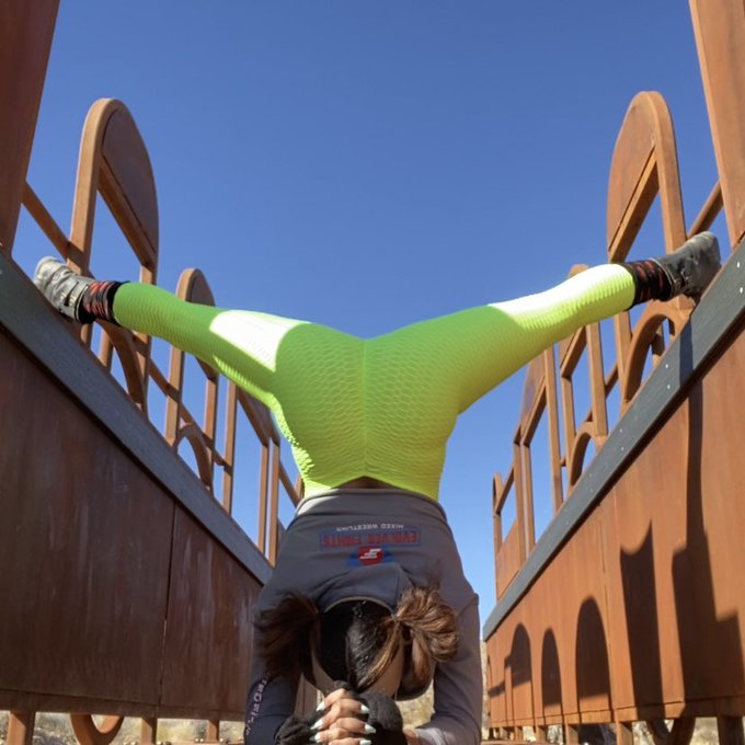 Went for a hike for the first time in a while this morning. Obviously I acted a fool in nature. https://t<a href="/tag/newprofilepic"class="tags"><span>#newprofilepic</span></a>