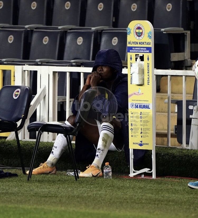 Başın öne eğilmesin biz senin yanındayız <a href="/Samagoal_77/">Mbwana Samatta</a>