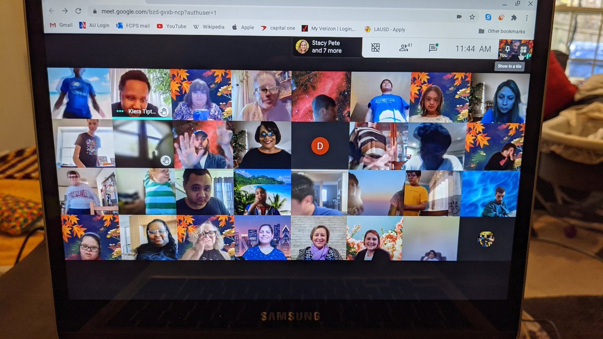 JohnLewisPACE's tweet photo. Had the best time at our virtual #DayOfThanks with our John R. Lewis Cat B Family! Have a great and safe Thanksgiving, from our PACE family to yours. 🦃🙏🍂  #LancersUnite @LancersUnified @Yikes_its_Sikes https://t.co/E4WTUkPSoz