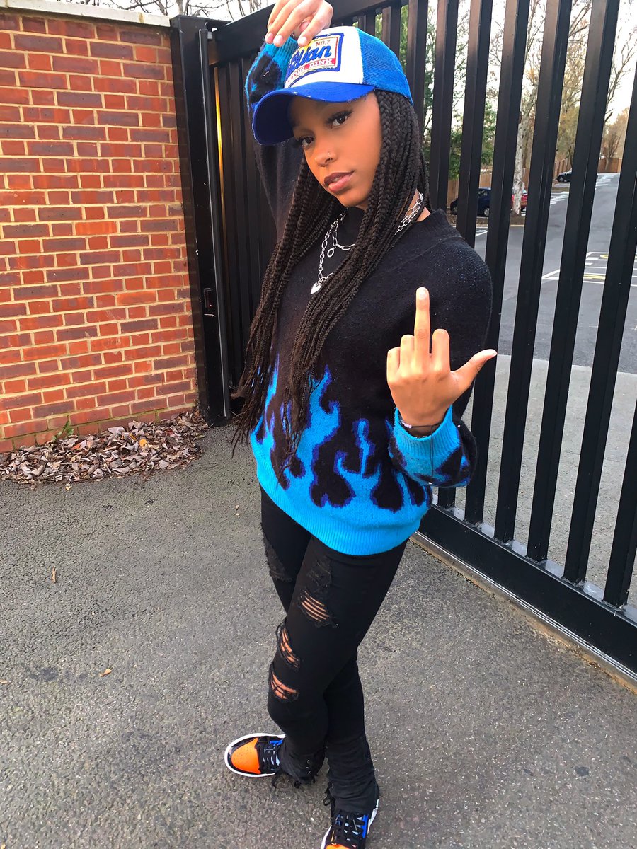 alanamariaxo's tweet image. we nuh like no stress