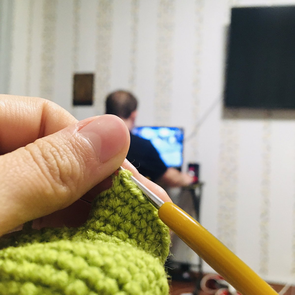 VictoriaYevl's tweet photo. When you want to play #Shadowlands but need to finish your work and the love of your life is playing #worldofwarcraft
🤷‍♀️ Are you kidding me @HyruleanGeek ??? https://t.co/JuF5WlaA9e