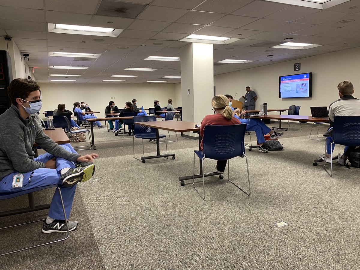 UAMSEMIG's tweet photo. Proud of our EMIG officers @jacebradshaw14 and @paigeplum_EM for teaching a Stop The Bleed course today! They showed junior medical students how to apply tourniquets and pack wounds in order to stop life-threatening bleeding before EMS arrives. #EMRAGood https://t.co/y7HwQbZCki
