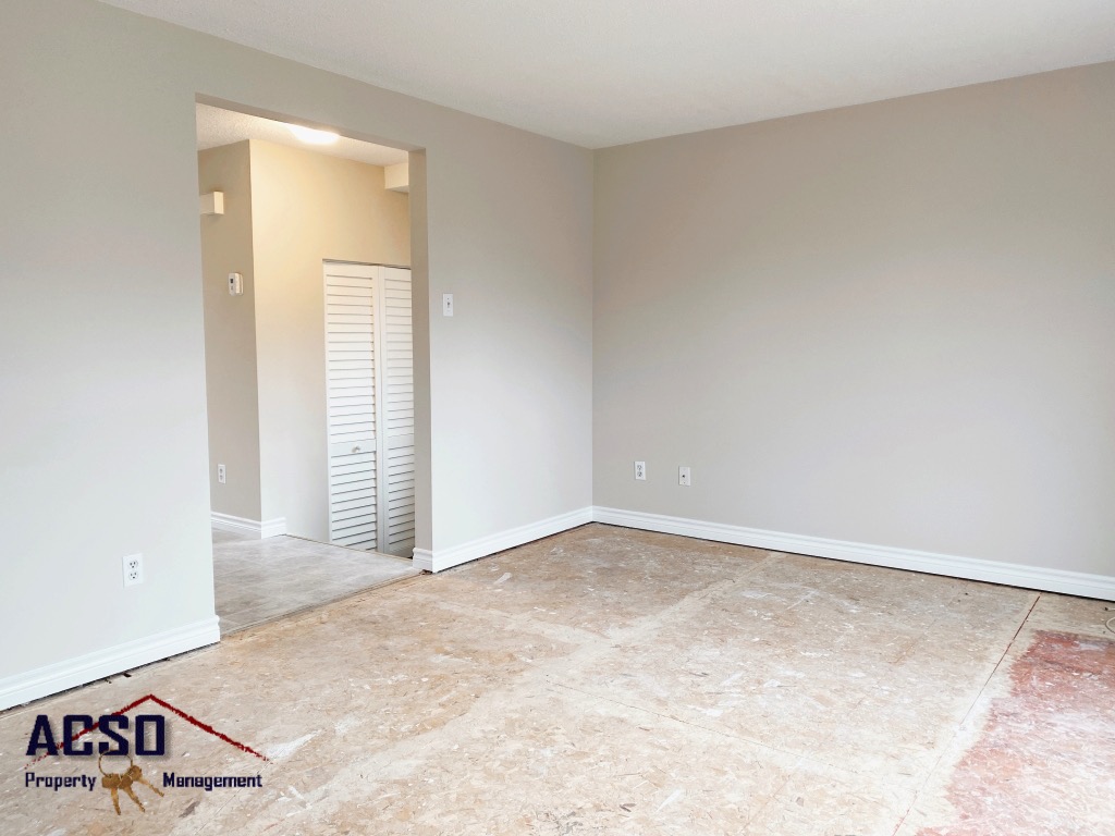 ACSOProperties's tweet image. 🚨 Calling All Renters 🚨

This spacious 3 BDRM/2 BATH semi-detached is currently undergoing renovations &amp;amp; will look immaculate for move in!

204 Northview Heights Dr. Cambridge

To see more check out
kijiji.ca/v-view-details…

#CambridgeRentals #NorthGalt #HomesForRent #ACSOPMInc