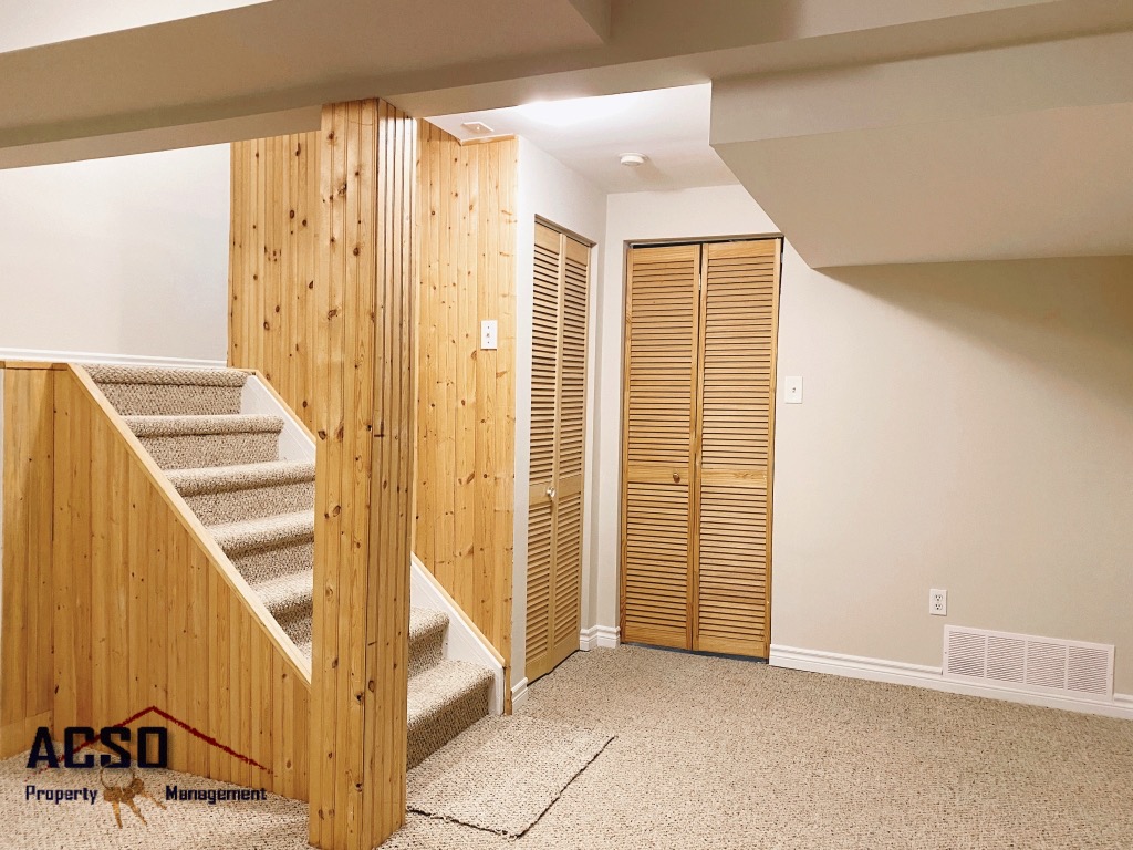 ACSOProperties's tweet image. 🚨 Calling All Renters 🚨

This spacious 3 BDRM/2 BATH semi-detached is currently undergoing renovations &amp;amp; will look immaculate for move in!

204 Northview Heights Dr. Cambridge

To see more check out
kijiji.ca/v-view-details…

#CambridgeRentals #NorthGalt #HomesForRent #ACSOPMInc